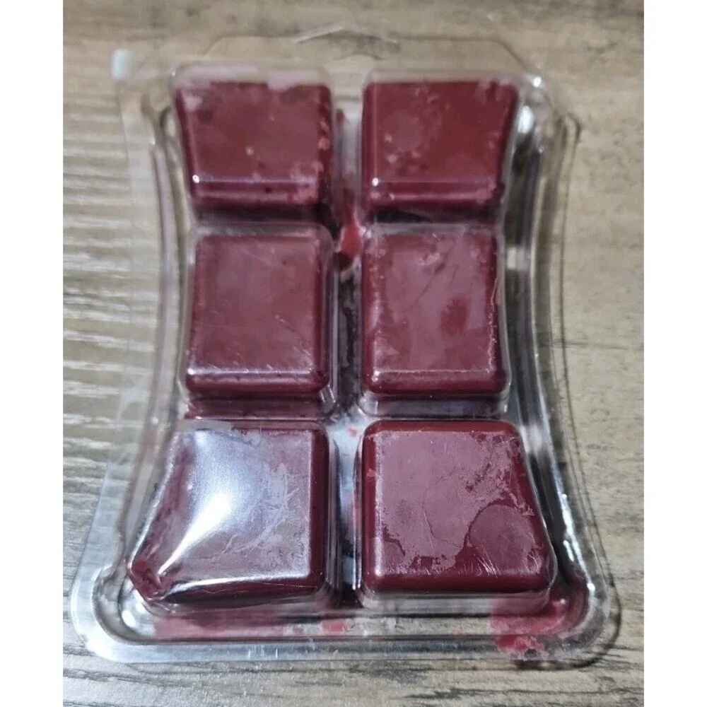 Woodwick Highly Fragranced Large Hourglass Wax Tart Melt Pack BLACK CHERRY